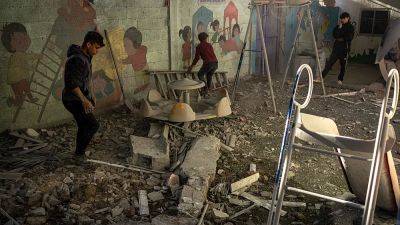 Усиление боевых действий в секторе Газа после американского вето в Совбезе ООН