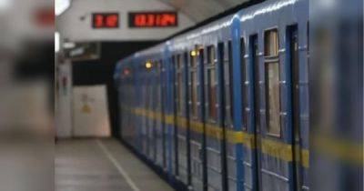 В Киеве передумали полностью закрывать аварийный отрезок «синей» ветки метро: 10 декабря запустят пробный поезд