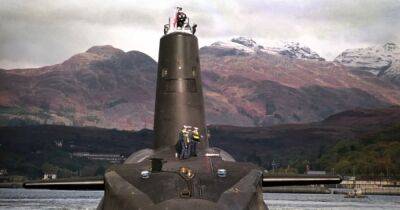 В Британии пытались починить атомную подводную лодку при помощи суперклея, – The Sun