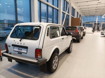 В январе цены на автомобили изменились у четырех производителей - autostat.ru - Россия