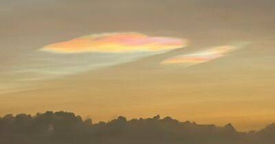 Феи рассыпали волшебную пыль. Над Шотландией засняли потрясающие "перламутровые" облака (фото) - focus.ua - Россия - Украина - Канада - Шотландия - Антарктида