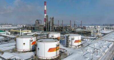 Санкции в деле: российская нефть за год подешевела почти вдвое
