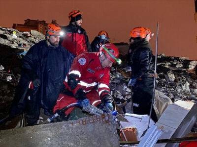 В турецком городе Кахраманмараш из-под завалов спасли 5-летнюю девочку спустя 89 часов после землетрясения - unn.com.ua - Сирия - Украина - Киев - Турция - Кахраманмараш