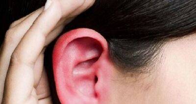 Почему «горят» уши: возможно это синдром красного уха