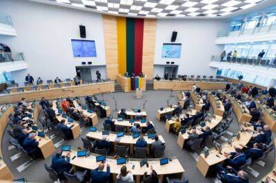 Консерваторов, лидировавших в рейтингах в Литве, опередили социал-демократы - опрос
