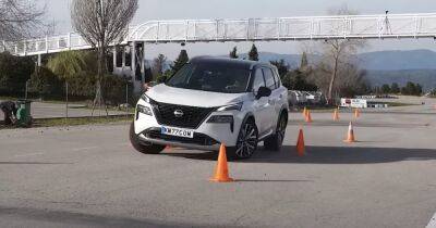 Кроссовер Nissan X-Trail прошел испытание "лосиным" тестом (видео)