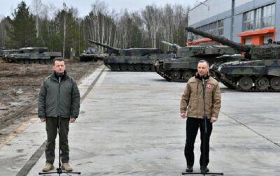 Дуда и Блащак посетили тренировки украинских военных в Польше