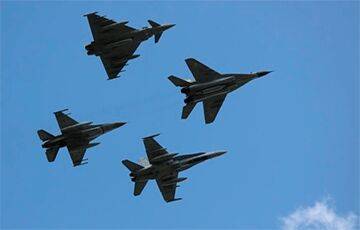 Истребители НАТО перехватили группу российских самолетов у границ с Польшей