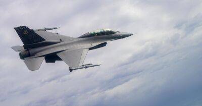 Страны НАТО могут передать Украине истребители F-16: обсудят на встрече 14 февраля, — FT