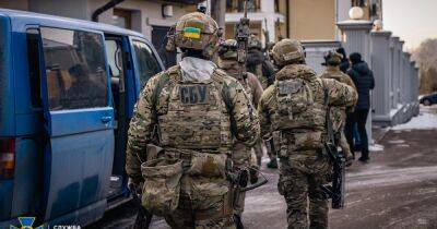 ОПГ из оккупированного Донецка украла почти 100 млн гривен у жителей Мариуполя, — СБУ (фото)