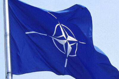 НАТО разрабатывает план в случае участия Альянса одновременно в нескольких конфликтах – Bloomberg
