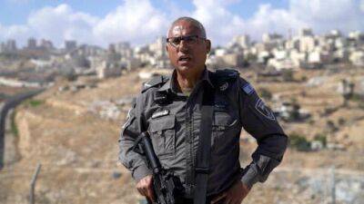 Офицер МАГАВА: "Найдем управу на детей-террористов"