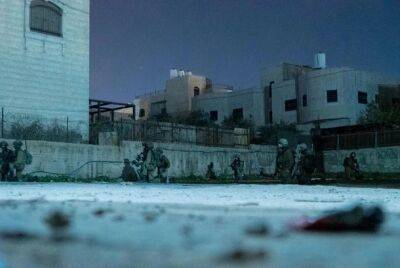 ЦАХАЛ арестовал 23 палестинских боевиков в Иудее и Самарии