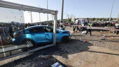 300 автобусных остановок в Иерусалиме будут защищены от автомобильных терактов