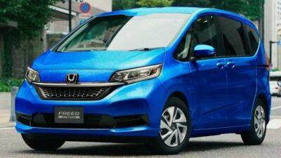 В нашей стране появились недорогие минивэны Honda Freed