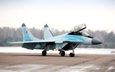 РФ накапливает авиацию вблизи Украины - FT