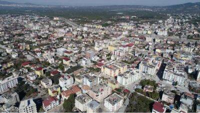 В эпицентре землетрясения в Турции нашли город, где не рухнуло ни одно здание - obzor.lt - Турция - Turkey - провинция Хатай