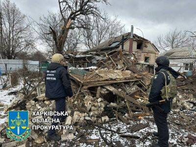 В Купянске в результате обстрела разрушены частные дома и амбары