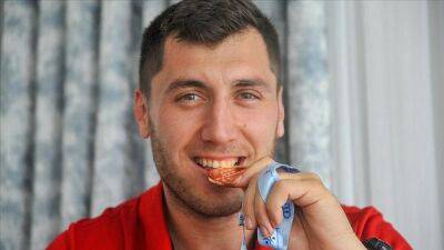 Капитан сборной Турции по гандболу найден мертвым под завалами