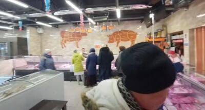 Очередь дошла и до курятины: украинцам рассказали, как изменились цены на мясо