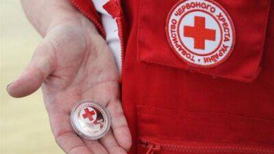 Украинцы в Польше могут получить ваучеры от Красного Креста