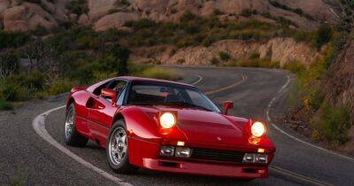 Легенда 80-х: редчайший суперкар Ferrari продают по баснословной цене (фото)