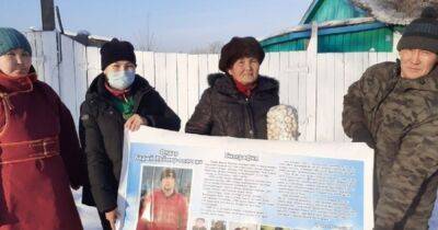 Шубы уже не в моде: в России семьям погибших "чмобиков" раздают пельмени (ФОТО)