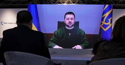 "После этой войны на Донбассе ничего живого не будет": Зеленский сравнил Путина с Гитлером