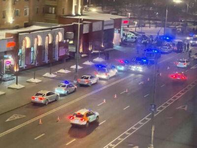 В центре Москвы мужчина захватил заложников в цветочном магазине