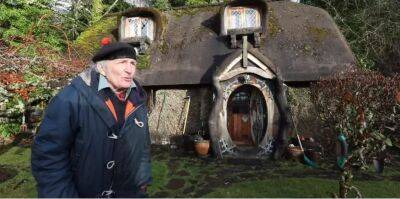 Шотландец случайно построил себе дом хоббита и стал знаменитым. Книгу «Властелин колец» он никогда не читал