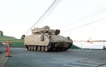 Пентагон: Первая группа украинских военных завершила тренировку на Bradley
