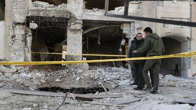 Башар Асад - В результате ракетного удара Израиля по Дамаску погибли 5 человек - ru.euronews.com - Сирия - Дамаск - Англия - Израиль - Сана - Турция - Иран - Ливан