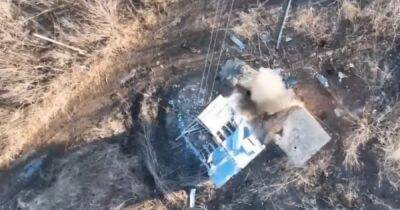 Адские подарки: ВСУ показали, как дроны расправились с оккупантами на Донбассе (видео)