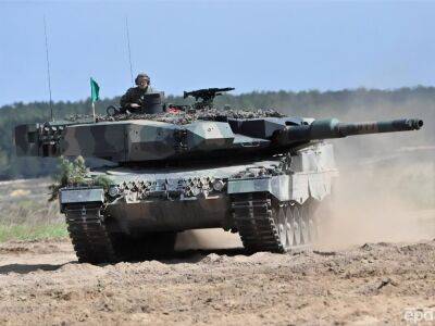 Кулеба о передаче Польшей танков Leopard: "Вы помогли снести еще одну стену"