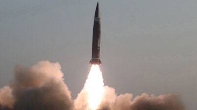 КНДР второй раз за последние дни запустила две баллистические ракеты