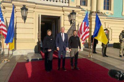 Байден в Киев приехал не с пустыми руками: Украина получит огромный пакет военной помощи