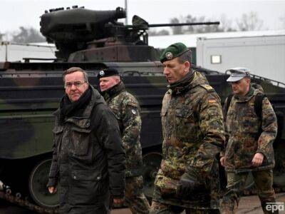 Писториус посетил полигон, где украинские военные обучаются управлять Leopard 2, и призвал партнеров передавать танки