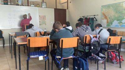 Минобразования Португалии: лишь 32% украинских детей посещают школу