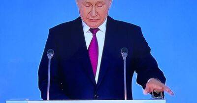 Понатыкали по всему миру: Путин жалуется на американские военные базы