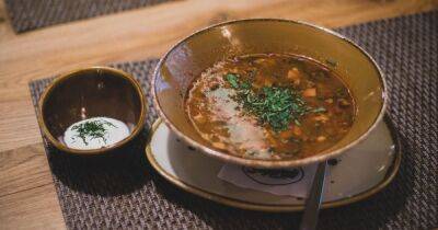 Почти как в ресторане: как приготовить суп с фаршем и фасолью