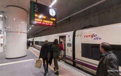 В Испании уволили чиновников, заказавших "неправильные" поезда
