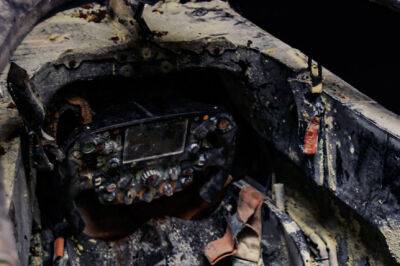 Сгоревшая машина Грожана – экспонат выставки Формулы 1