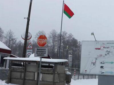 В минобороны Беларуси заявили, что страна перешла к мерам "адекватного реагирования" на якобы "провокации" на границе с Украиной