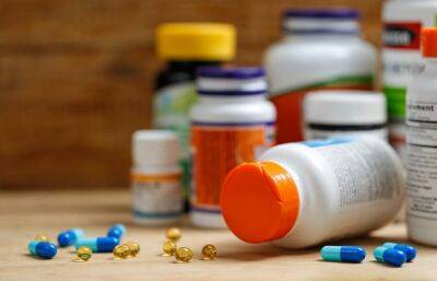 Утвержден список рецептурных лекарств, которые разрешат продавать онлайн