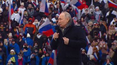 Путин в Лужниках вспомнил Отче наш и заявил, что где-то идет бой