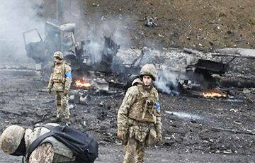 Украинские военные при поддержке авиации уничтожили российскую пехоту в лесу