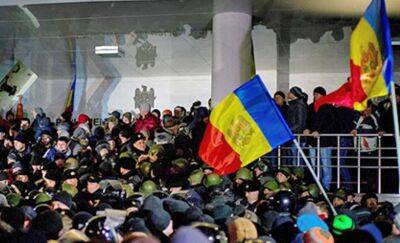 «Мы хотим быть частью России!»: В Молдове начались пророссийские митинги