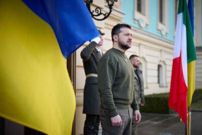 Зарплаты военным в Украине - Зеленский отреагировал на петицию