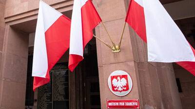 Польша высылает военного атташе Беларуси в ответ на изгнание нескольких сотрудников консульства