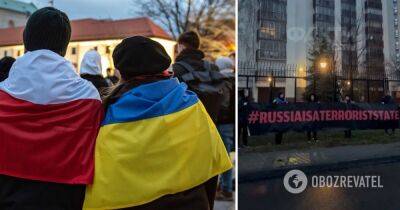 Годовщина вторжения России в Украину – в Варшаве устроили акцию со взрывами